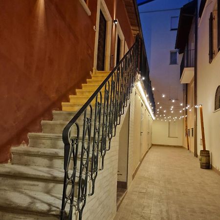 Vagabondando Travel House Villa LʼAquila Exterior foto