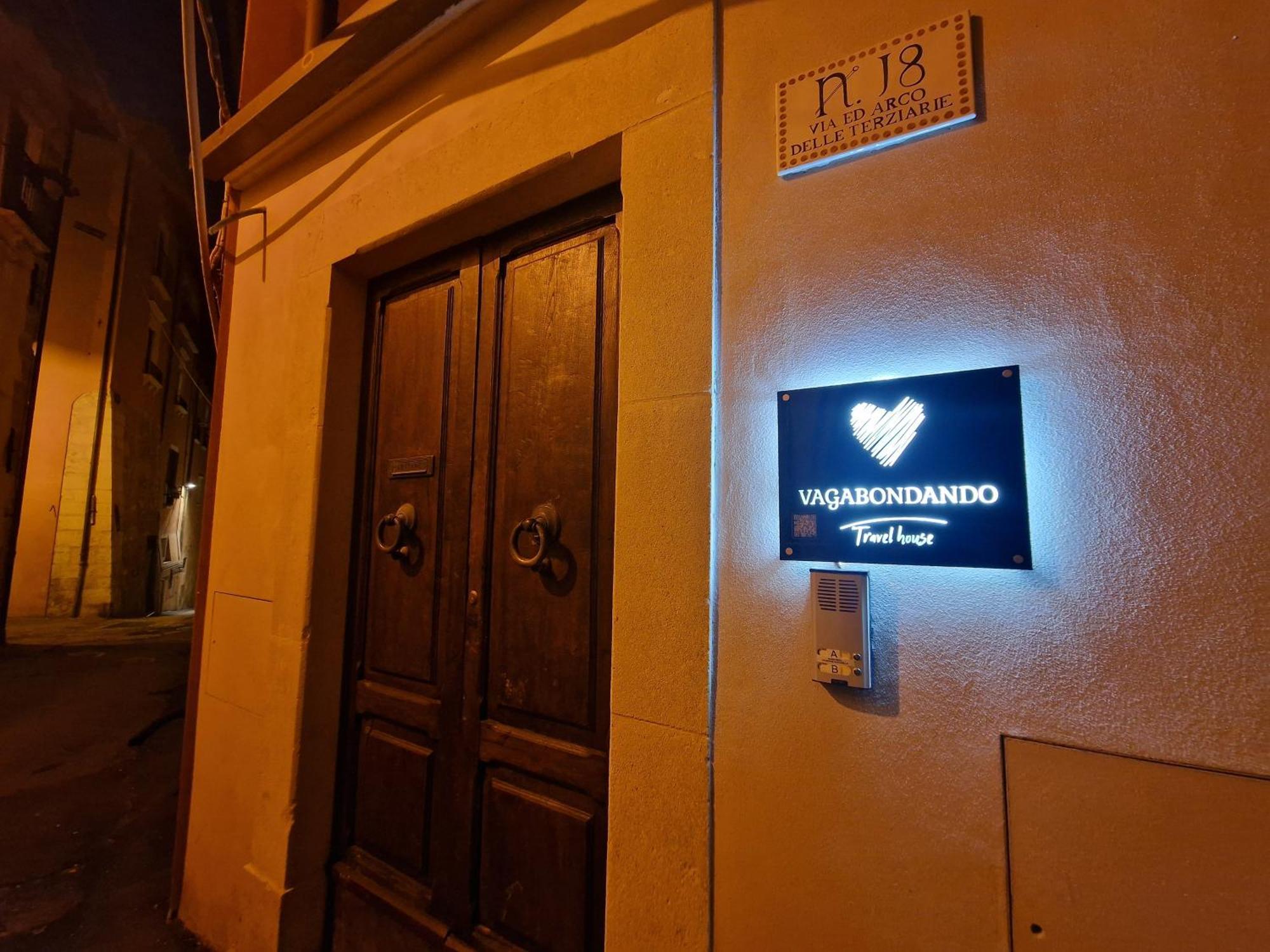 Vagabondando Travel House Villa LʼAquila Exterior foto